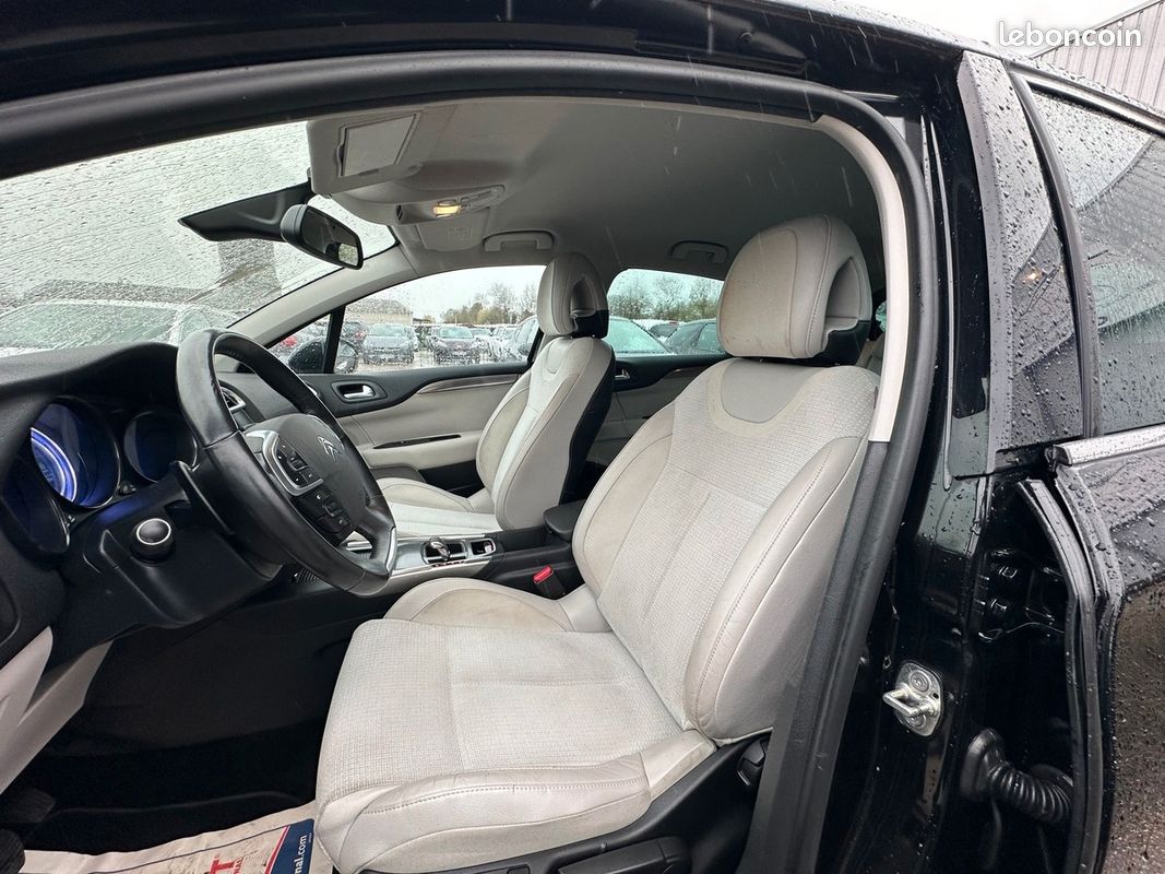 Citroën C4 1.6 155Ch Exclusive / Moteur à chaine de distribution (image 8)