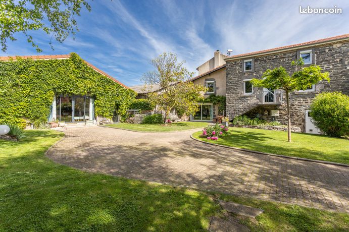 Maison 7 pièces 170 m²