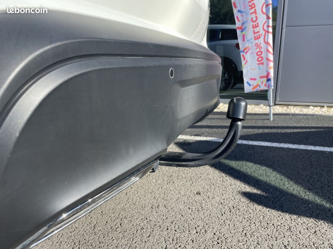 Citroën C5 Aircross Hybrid 225 ë-EAT8 C-Series (image 10)