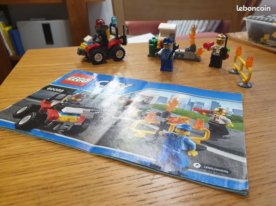 Lot de 4 legos city complets (image 7)