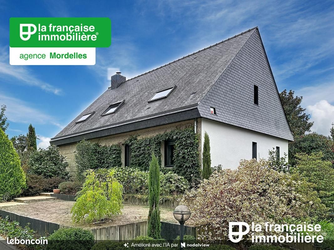 Maison 7 pièces 147 m² · à L'Hermitage · 147 m² · 497 000 €