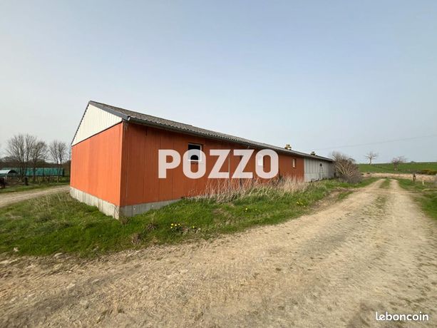 Maison 5 pièces 600 m²