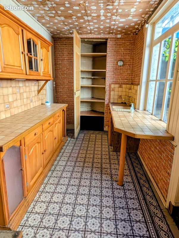 Maison 5 pièces 92 m² · à Lille · 92 m² · 169 000 €