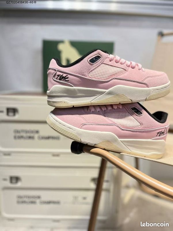 Tout neuf, rose, taille 39 Chaussures