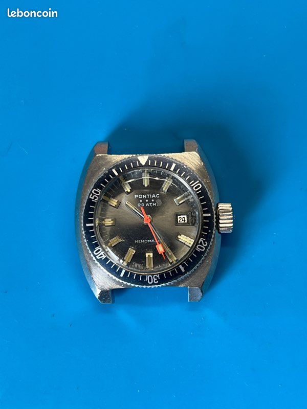 Montre Pontiac Vintage Montre Vintage Pontiac Datar Plongeuse 70s