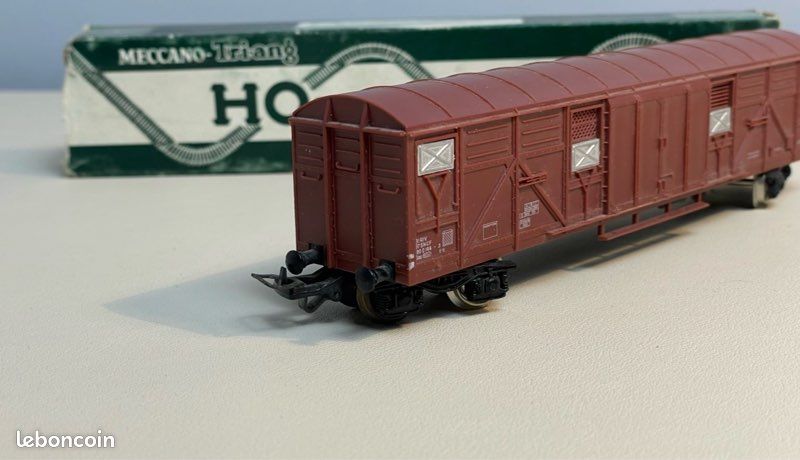 Wagon couvert fin de convoi avec éclairage, HOrnby-acHO, Ho, 1/87 - Modélisme