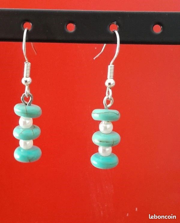 Boucle d'oreille (image 1)