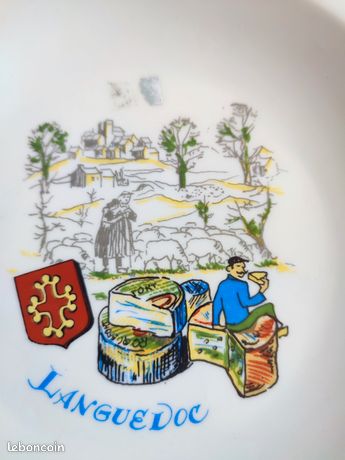 Lot De 8 Assiettes à Fromages En Porcelaine Limoges - État Correct