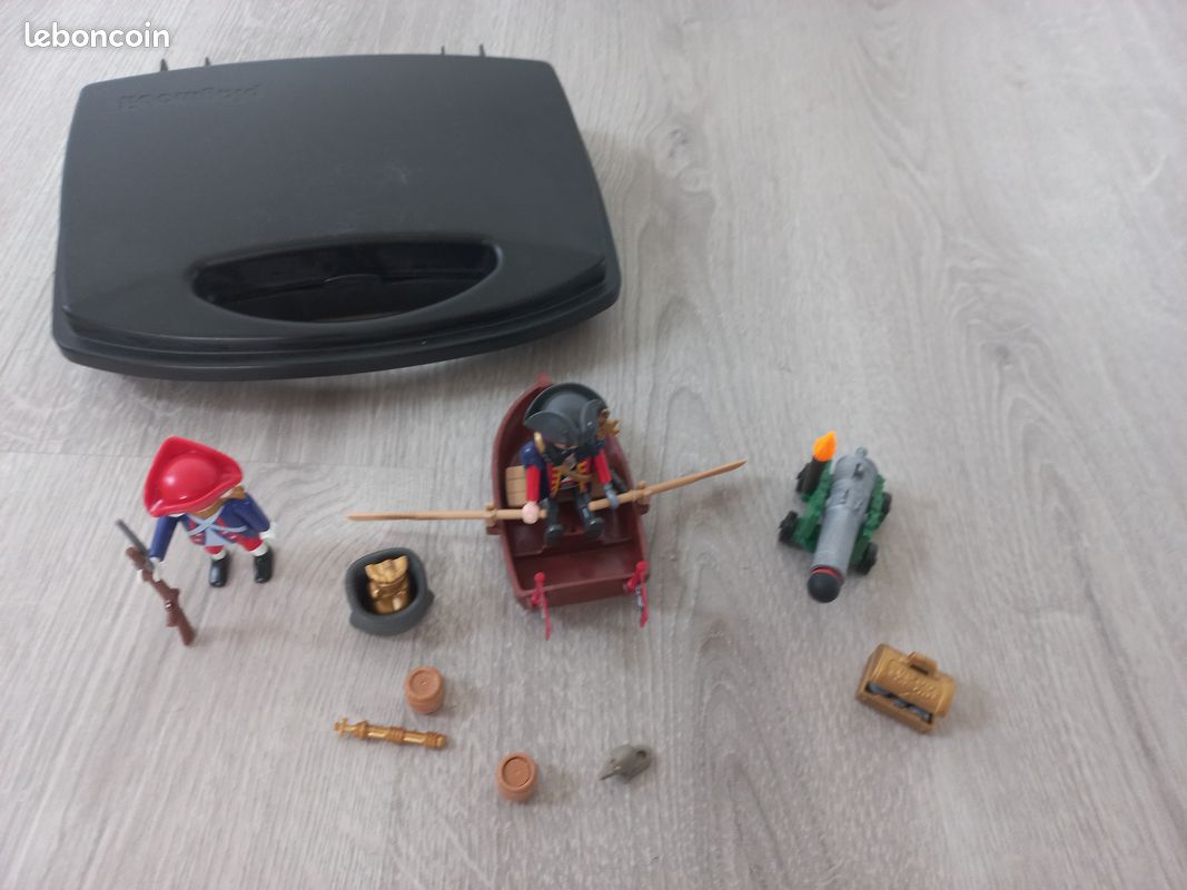 Playmobil 9102 Valisette Pirate et Soldat (image 1)