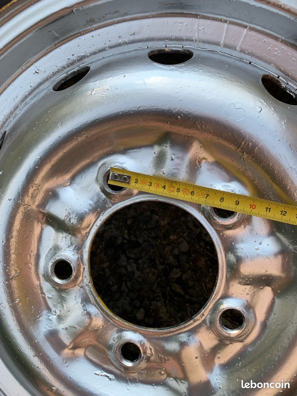 Roue 4x4 175 r16 (image 2)