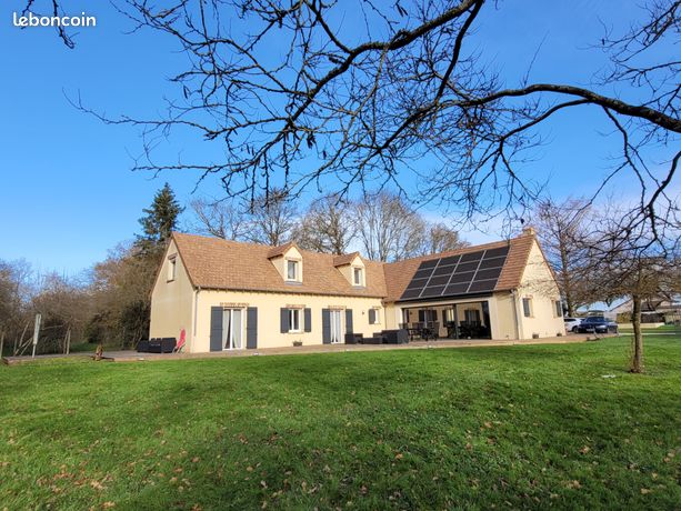 Pavillon 9 pièces 250 m²
