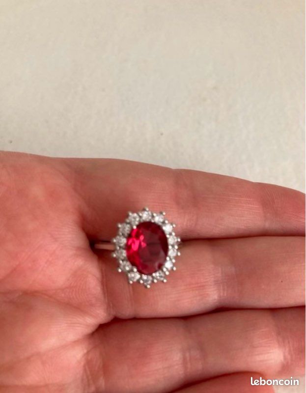 Bague Diana taille 52 rubis zircons argent 925 neuve DEVA75007