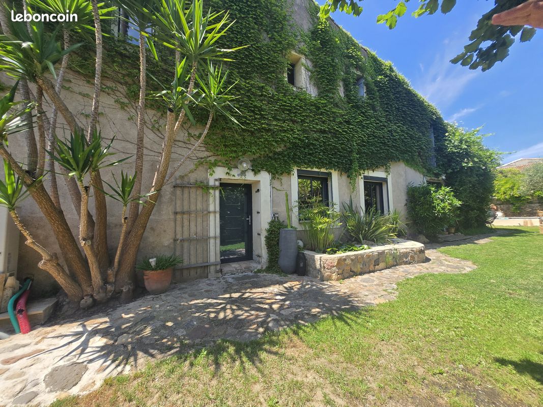 Maison 6 pièces 205 m² · à Cazouls-d'Hérault · 205 m² · 387 000 €