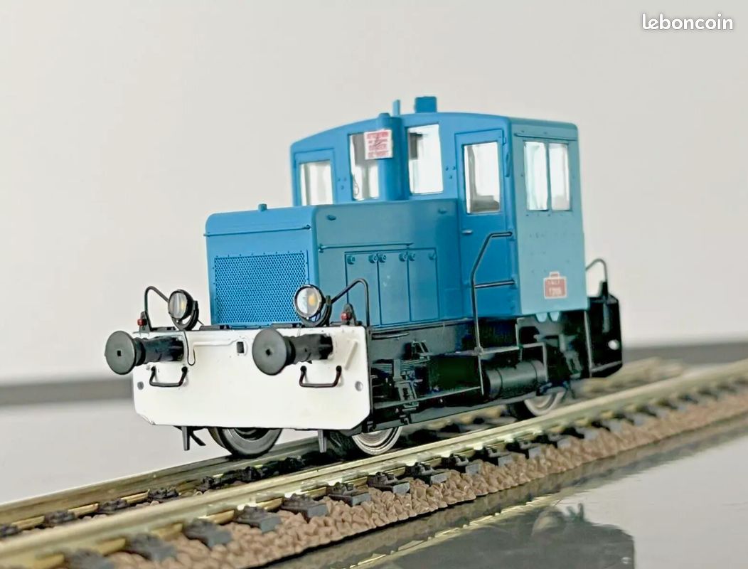 Ree - Sncf - Mb-149 - Locotracteur - Y2126 - Analog. + Nem16