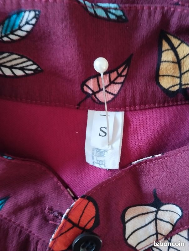 Robe 34 bordeaux imprimée feuilles (image 3)
