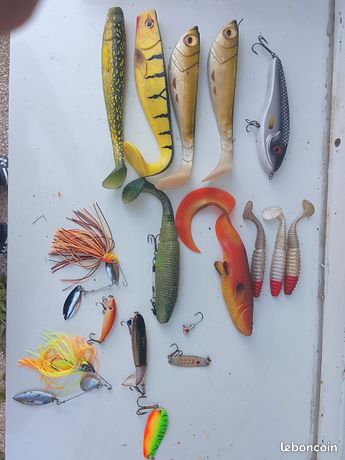 Leurre de pêche vintage Bagley's 1,5 bois en BON ETAT D Leurre de pêche vintage Bagley's 1,5 bois en BON ETAT D