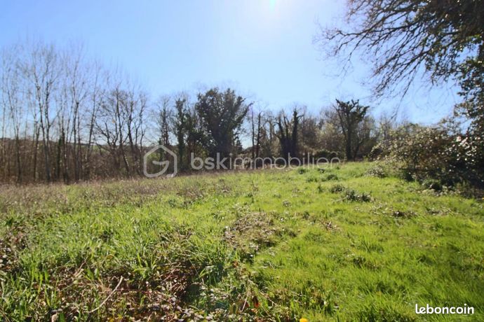 Terrain 1 401 m² Mazerolles
