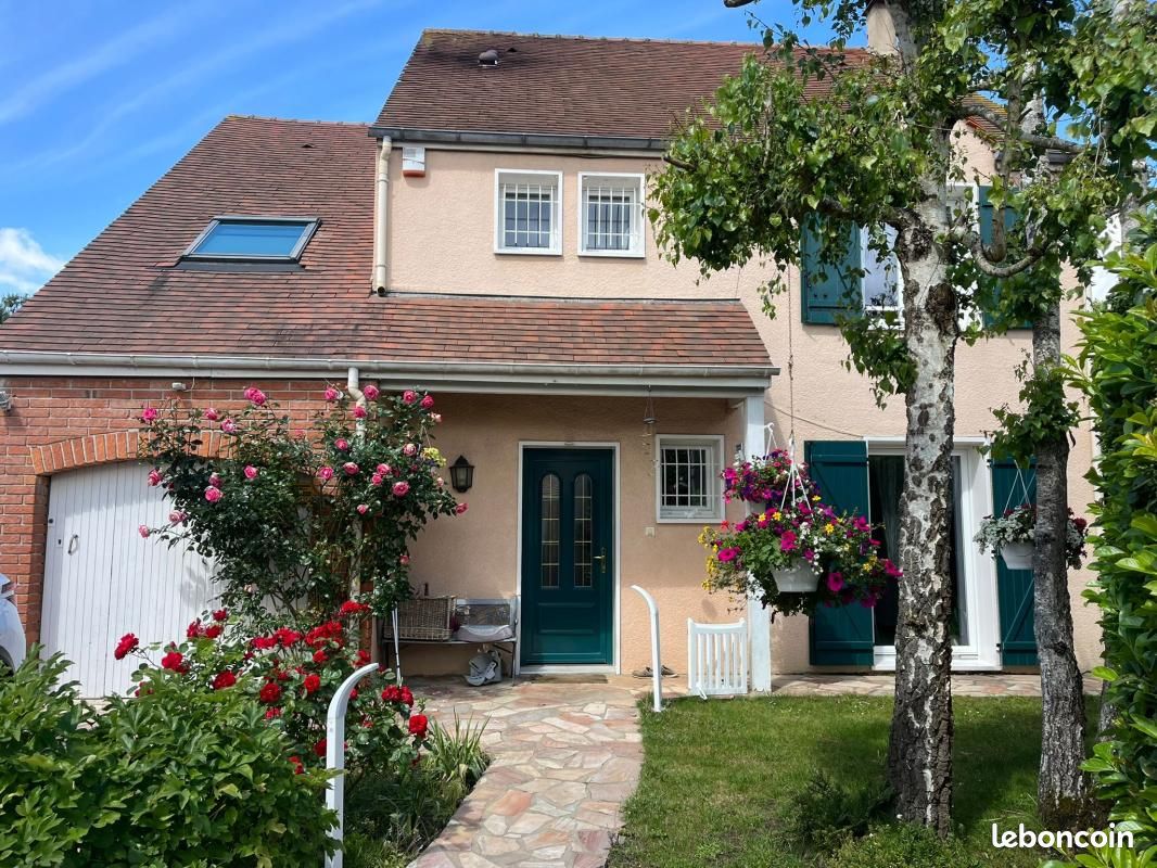 Maison 6 pièces 145 m² · à Marolles-en-Brie · 145 m² · 525 000 €