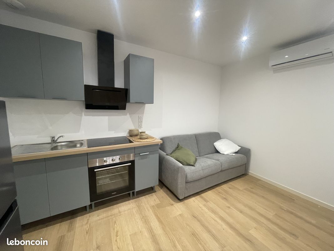 Appartement 1 pièce 20 m² · à Sathonay-Camp · 20 m² · 650 €