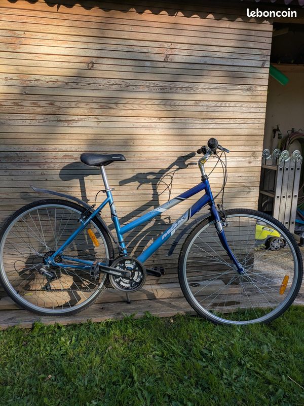 Vélo Ville Femme MBK – Violet – 5 Vitesses – Bon état – Occasion
