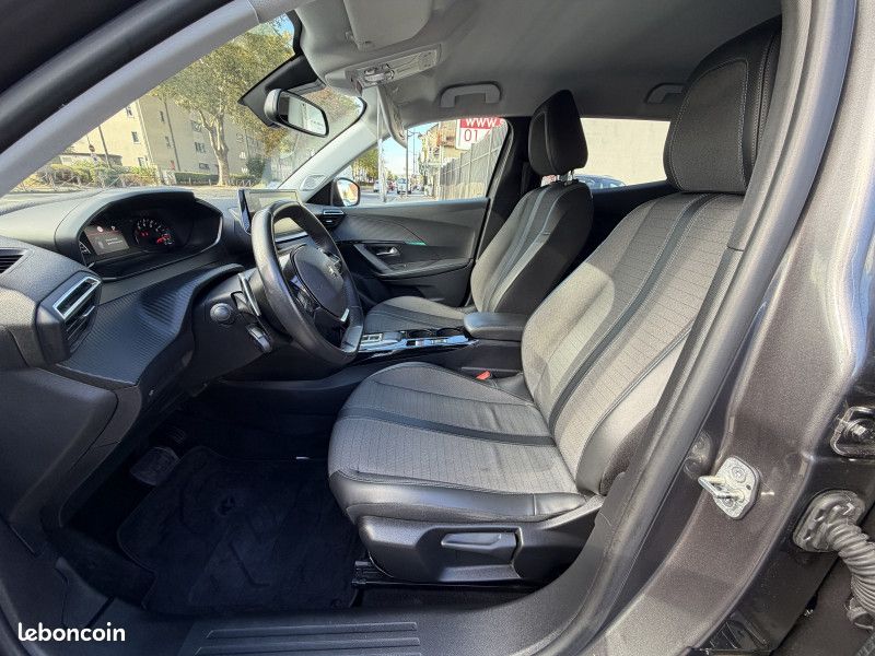 Peugeot 2008 1.5 BLUEHDI 130CH S&S ALLURE EAT8 (image 5)