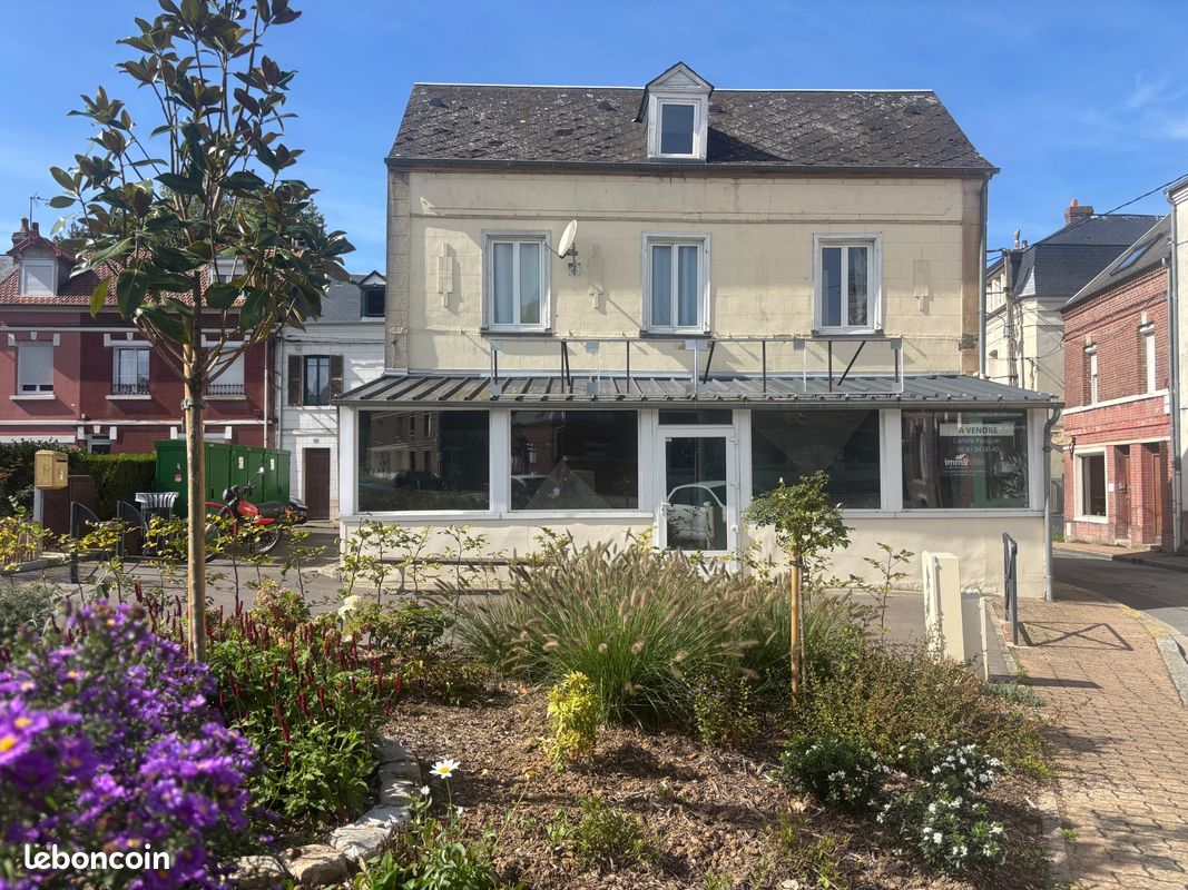 Immeuble 120 m² · 120 m² · 117 000 €