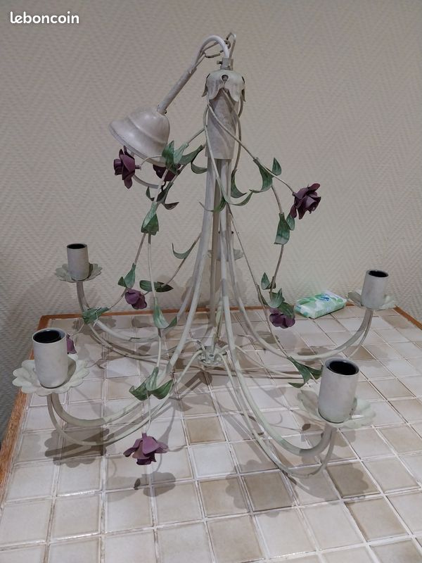 Lustre (image 1)