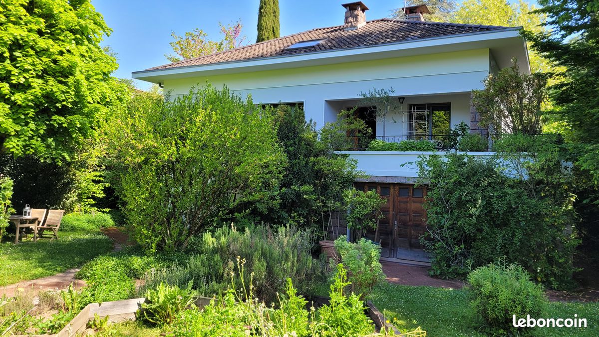 Maison 7 pièces 182 m² · à Francheville · 182 m² · 720 000 €