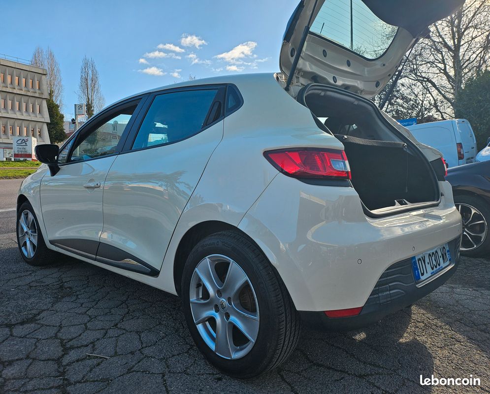 RENAULT Clio 1.5 dCi 90 cv Boîte auto (image 5)