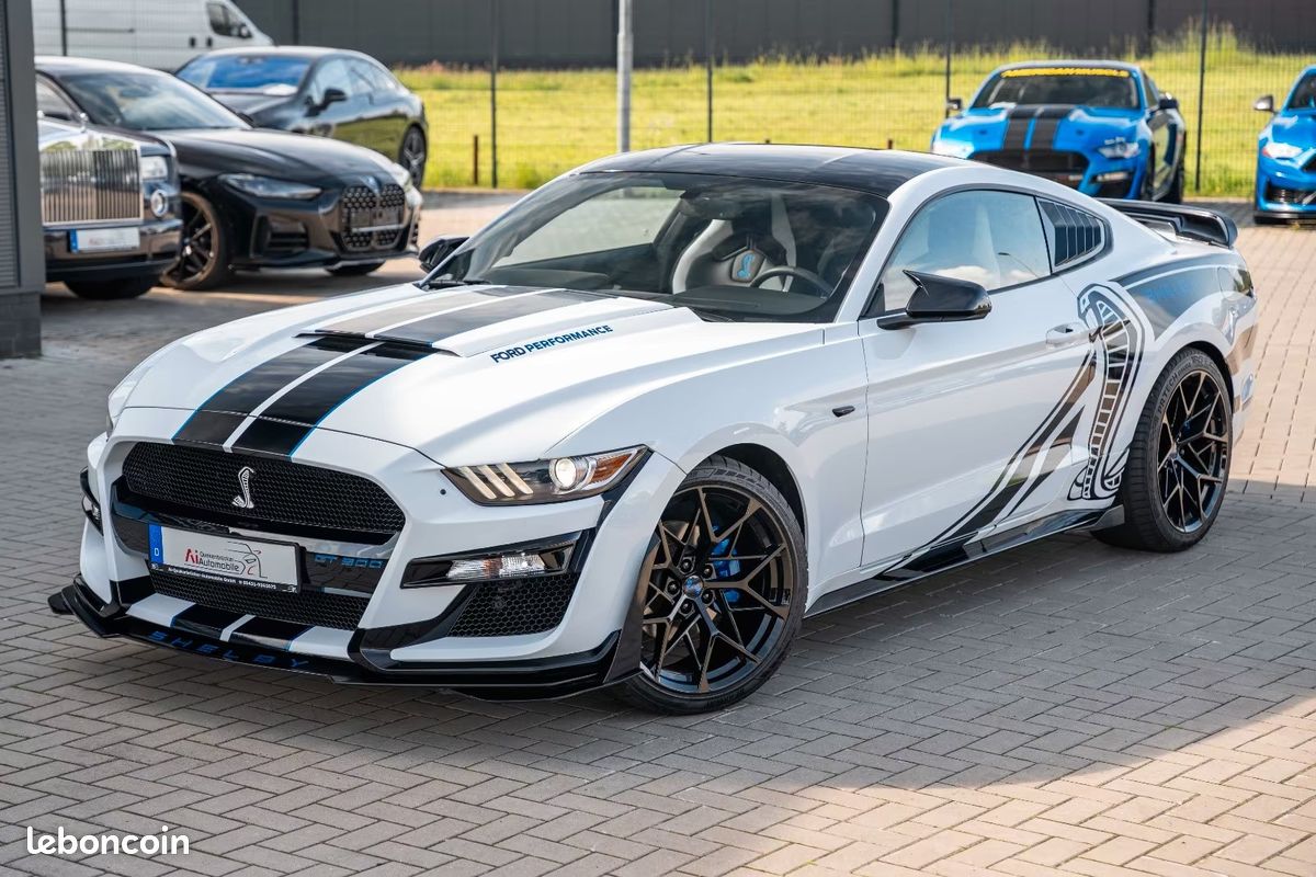 FORD Mustang 3.7 V6 Look Shelby GT500 305 ch BVA – Recaro – LED – Caméra (image 1)