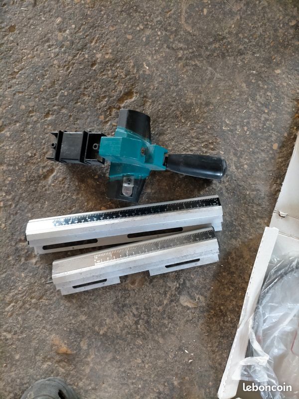 Scie à ruban Makita LB1200F (image 3)