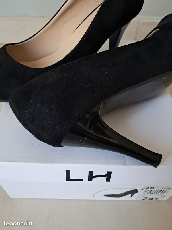 Escarpins noirs femme (image 4)