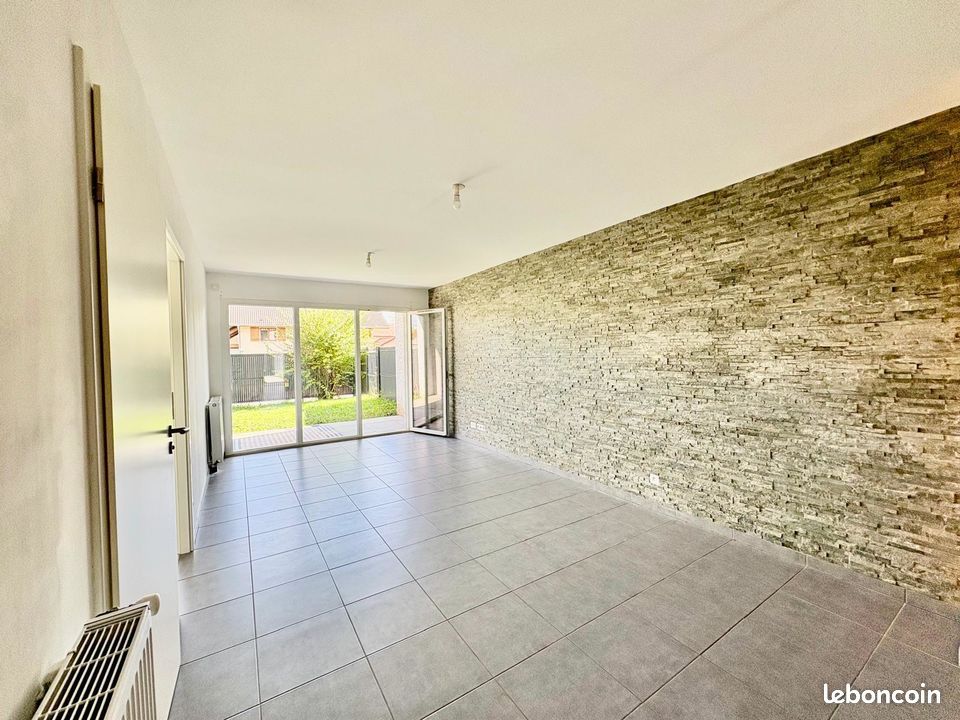 Appartement 3 pièces 67 m² · à Reignier-Ésery · 67 m² · 350 000 €