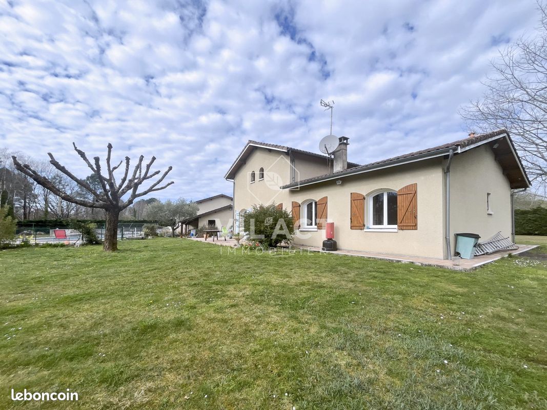 Maison 5 pièces 145 m² · à Le Pian-Médoc · 145 m² · 449 900 €