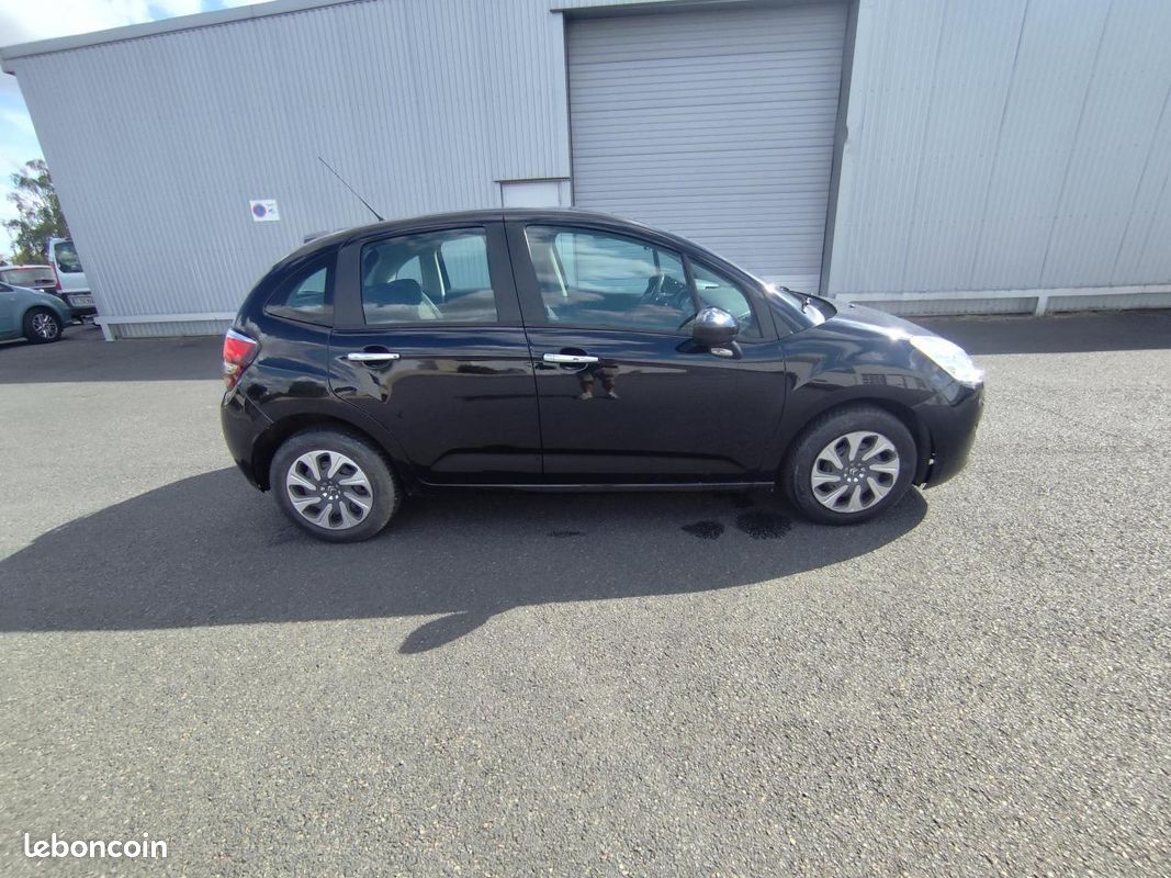 CITROEN C3 1.2 PureTech 12V - 82 2009 BERLINE Confort PHASE 2 (image 6)