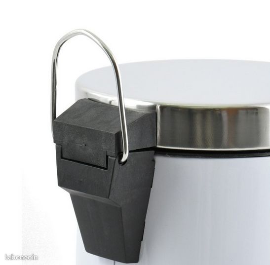 Poubelle à pédale Inox 20 litres - État neuf (image 4)