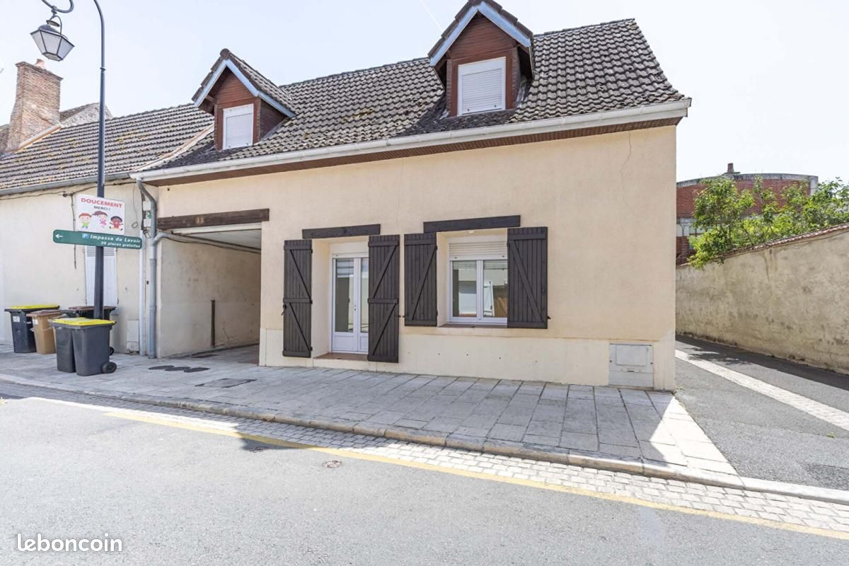 Maison 6 pièces 117 m² · à Romorantin-Lanthenay · 117 m² · 85 990 €