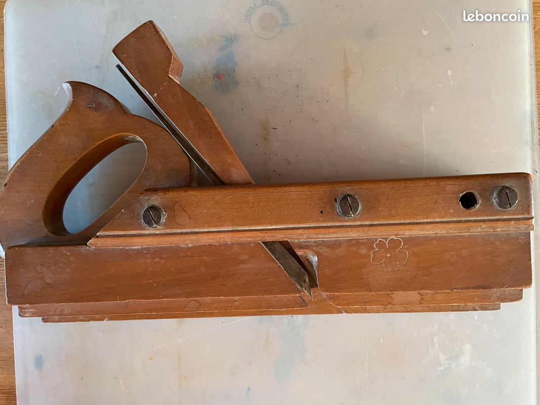 COLLECTION OUTIL Ancien Superbe Rabot Bouvet Menuisier EUR 35,00