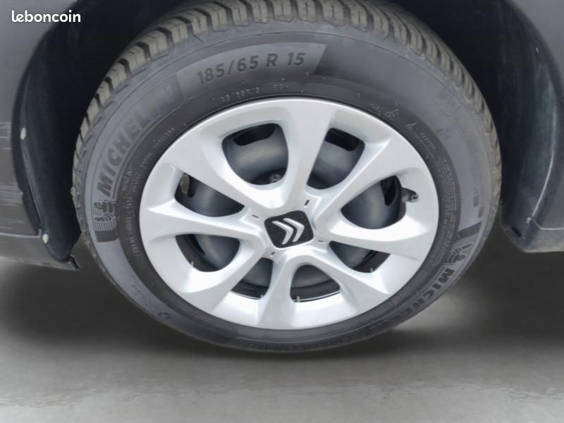 Citroen C3 1.2 PureTech 83ch S&S Feel 122-123g (image 22)