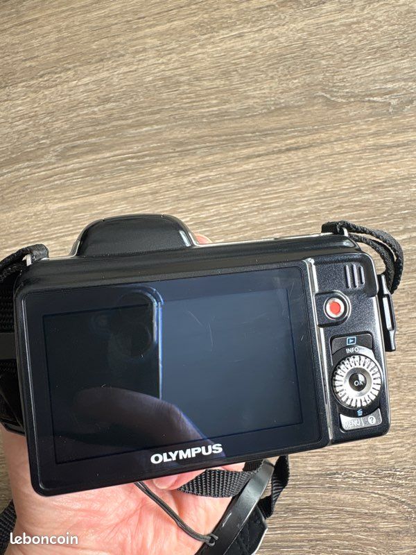 Appareil photo Olympus SP 810UZ (image 3)