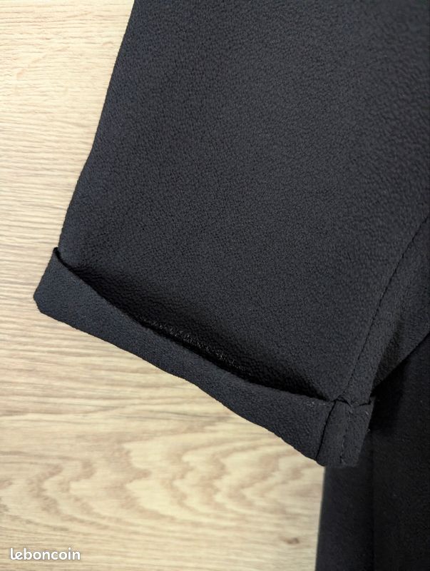 Robe noire manches 3/4 (image 4)