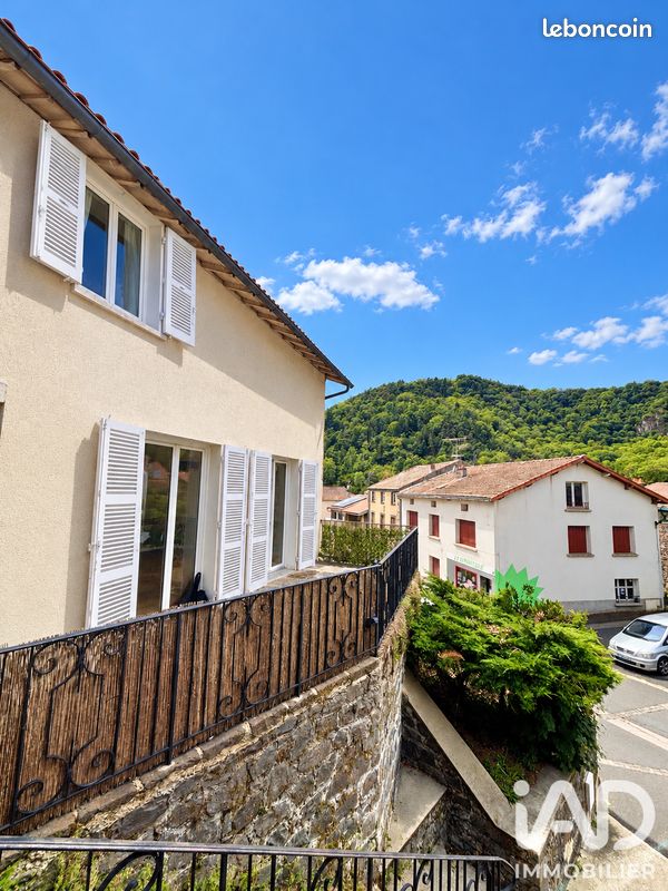 Appartement 3 pièces 90 m² · à Enval · 90 m² · 119 000 €