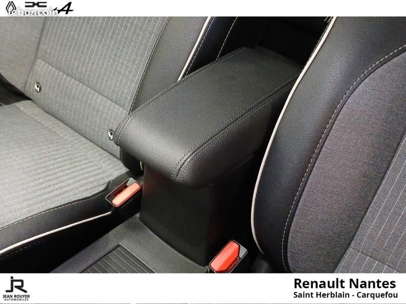 Renault Clio 1.6 E-Tech 145ch full hybrid Techno (image 22)