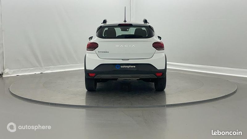 Dacia Sandero 1.0 TCe 90ch Stepway Expression -24 (image 6)