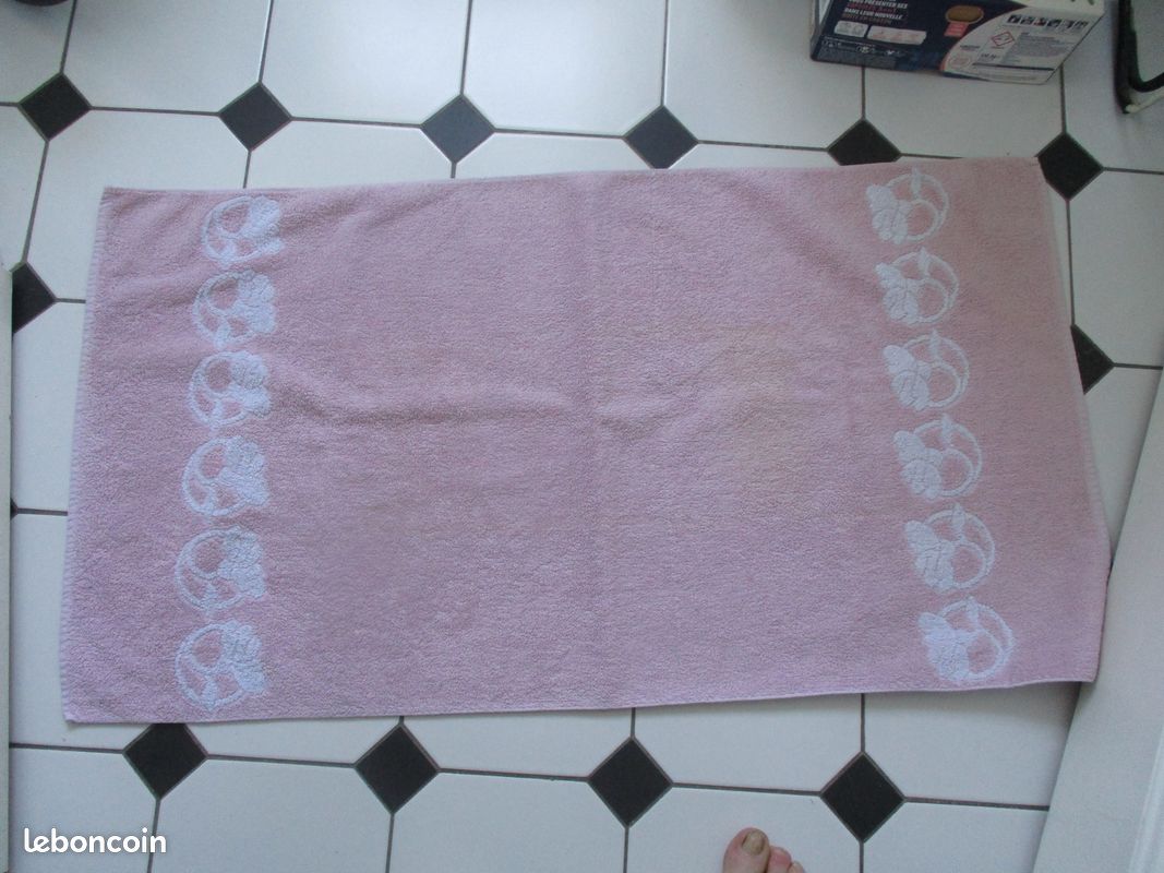 Serviette de Toilette, très bon état (image 1)