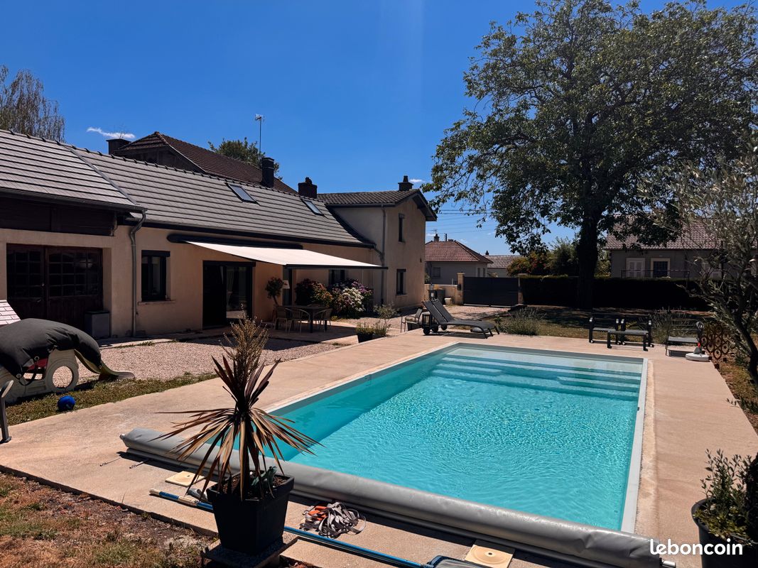 Maison 6 pièces 130 m² · à Saint-Marcel · 130 m² · 265 000 €