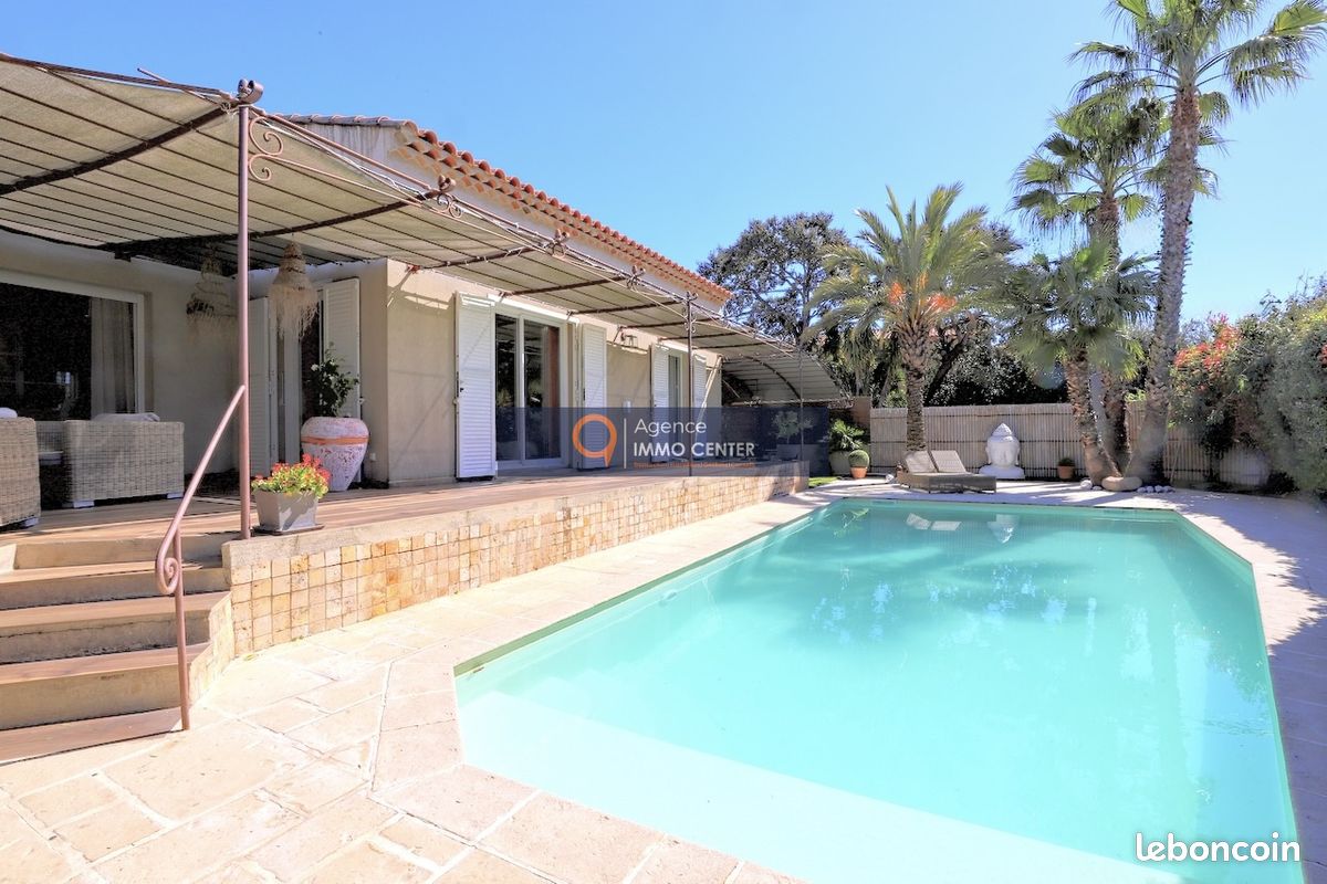 Maison 5 pièces 200 m² · à Six-Fours-les-Plages · 200 m² · 1 080 000 €