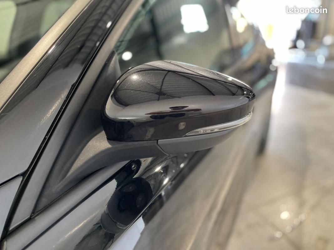 Ford Focus 1.0 EcoBoost 125 S&S ST Line (image 37)