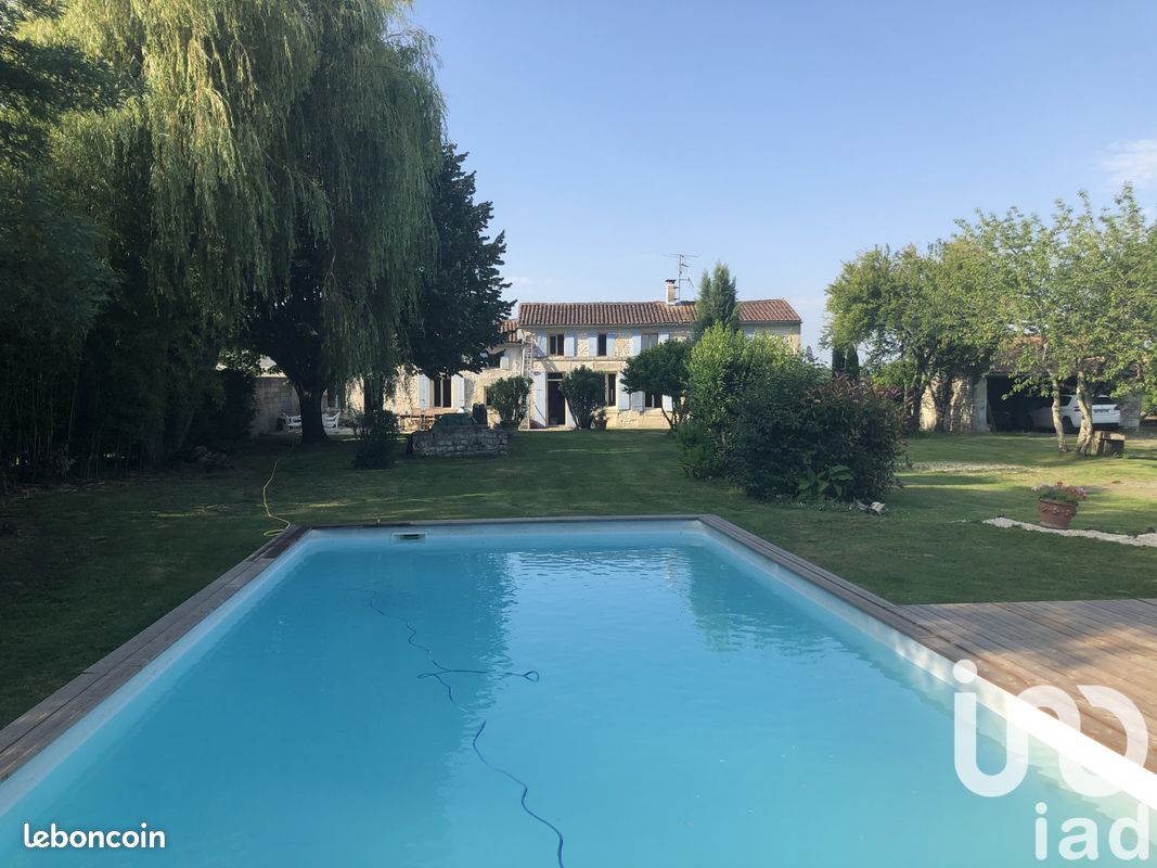 Maison 5 pièces 159 m² - Saint-Bris-des-Bois 17770 (image principale 12)
