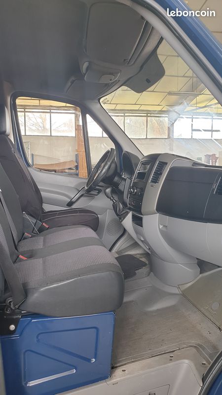Fourgon Mercedes SPRINTER (image 3)